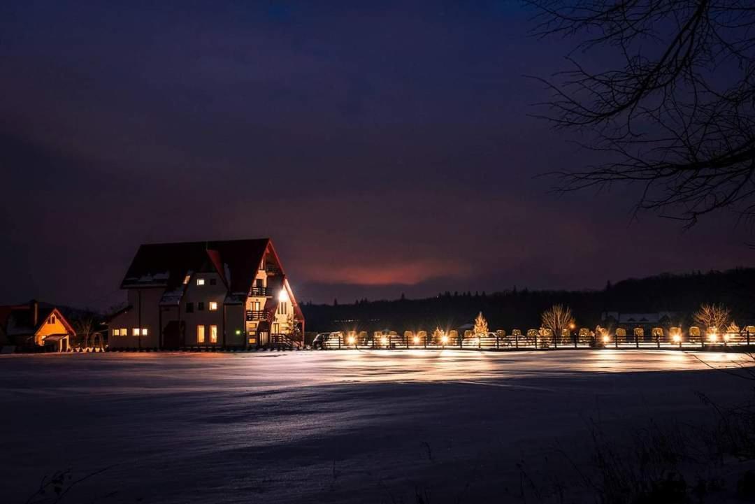 Pensiunea Perla Neamtului Minastirea Neamt Buitenkant foto